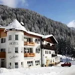 Hotel Ristorante La Baita 2*