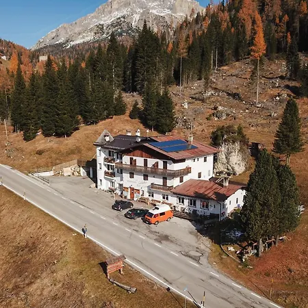 La Livinallongo Del Col Di Lana