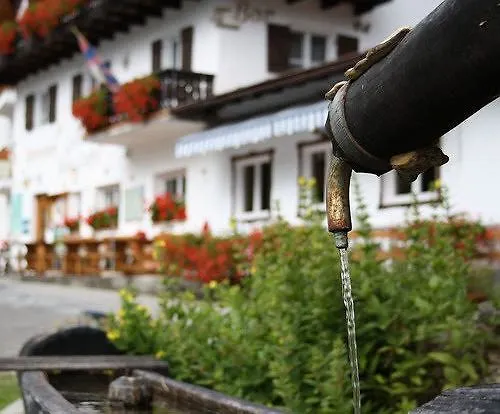 Ristorante La Baita Livinallongo Del Col Di Lana