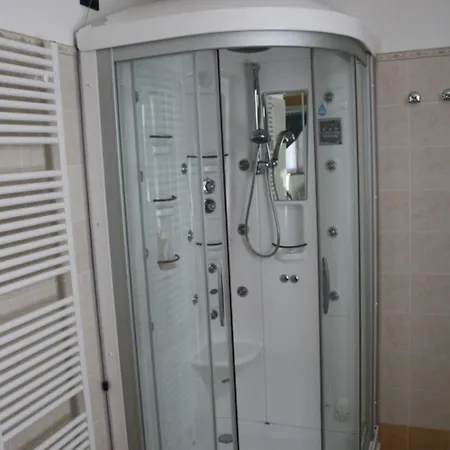 Hotel La 2*