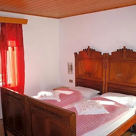 Hotel Ristorante La Baita Livinallongo Del Col Di Lana
